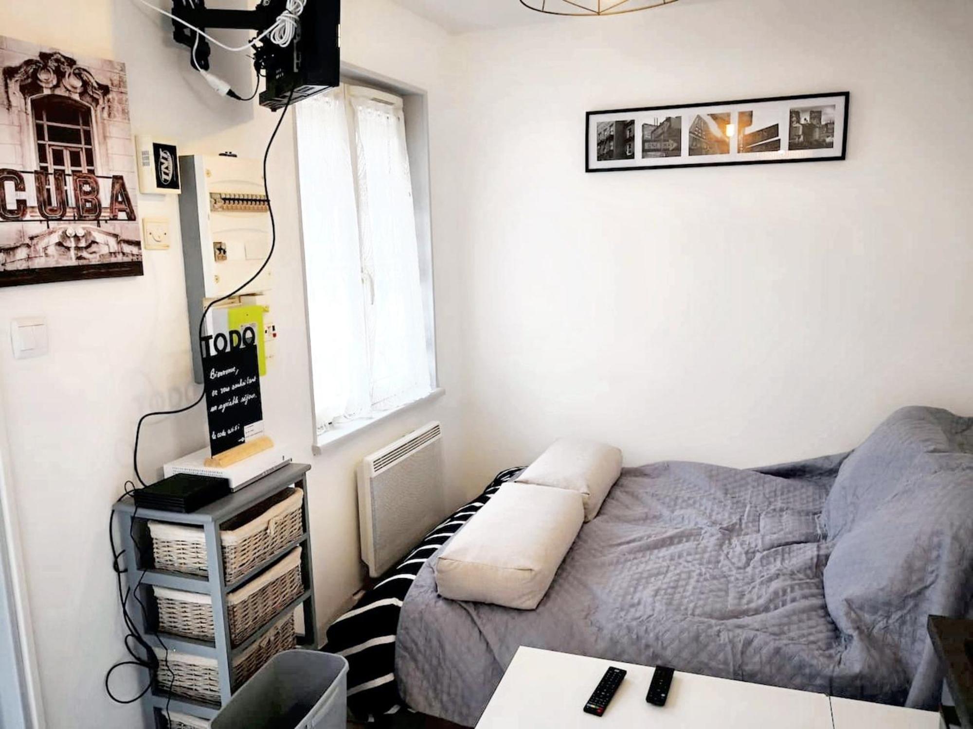 Studio Cosy A Montargis 13 M² Parking Inclus Buitenkant foto