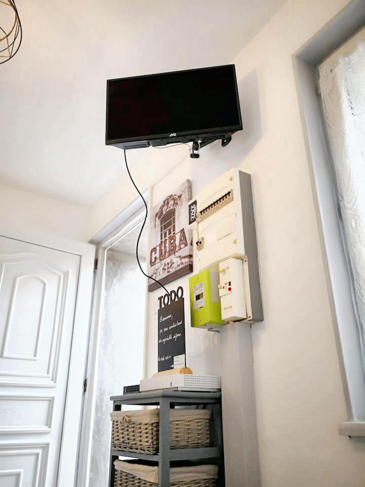 Studio Cosy A Montargis 13 M² Parking Inclus Buitenkant foto