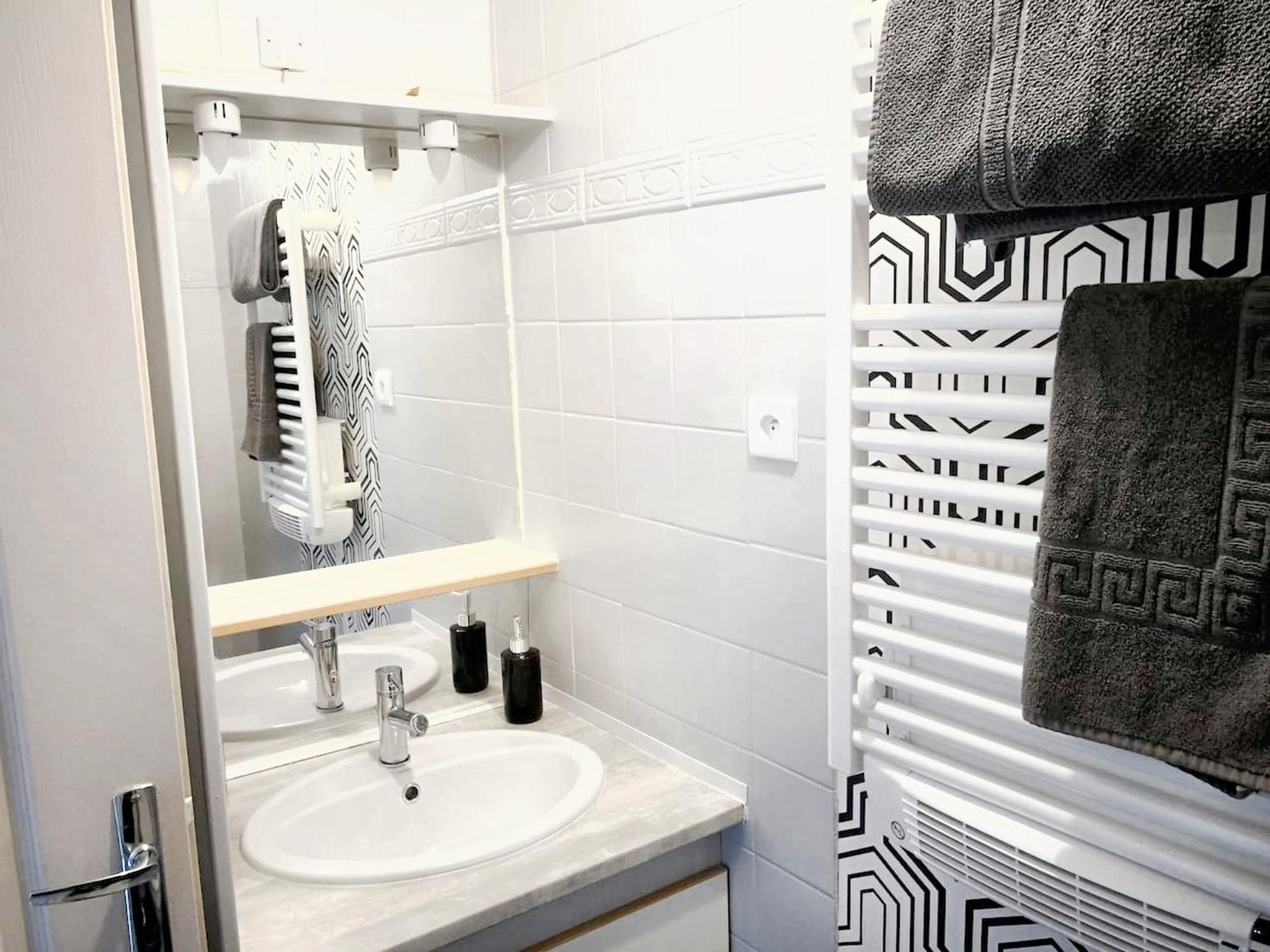 Studio Cosy A Montargis 13 M² Parking Inclus Buitenkant foto